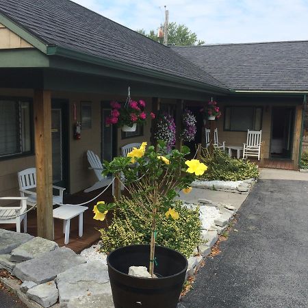 Wooden Boat Inn Clayton Exterior foto